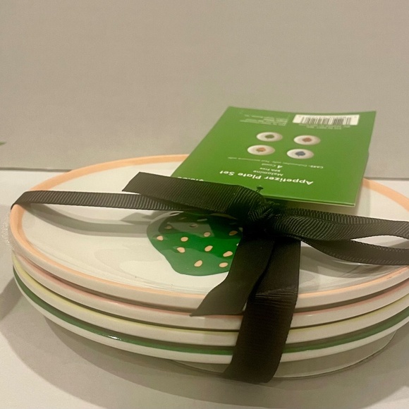 Kate spade x Target set of 4 appetizer plates - Picture 4 of 6